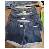 3 PAIRS OF SHORTS SIZE 18 AND 20