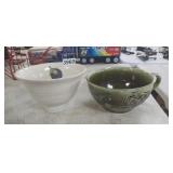 (2) BOWLS
