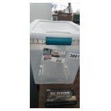 STERLITE 25 QUART LATCHING LID TOTE
