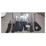 LARGE LOT OF KITCHEN KNIVES
