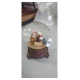 SNOW GLOBE