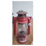 VINTAGE KEROSENE LANTERN