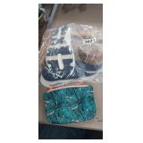 (2) PAIRS OF SANDLES AND BAG LOT