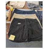 3 PAIRS OF SHORTS SIZE 18W