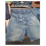 2 PAIRS OF SHORTS SIZE 40 AND 42
