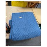 MOVING BLANKET