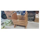WOOD MAGAZINE RACK