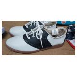 SADDLE SHOES SIZE 8 *GENTLY USED