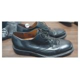 COLEHAAN SHOES, SIZE 11, GENTLY USED