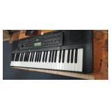 YAMAHA KEYBOARD NO CORDS