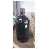 BROWN GLASS CHEMICAL BOTTLE WITH LID