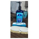 (2) BRUSHES AND DR TEAL