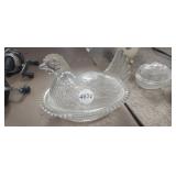 GLASS HEN ON A NEST