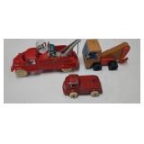 LOT OF VINGTAGE VEHICLE TOYS