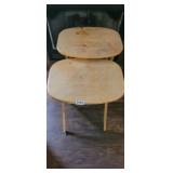 (2) ROUNDED TRAY TABLES