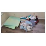 MIXED LINENS AND MEMORY FOAM