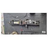 SCISSOR JACK *NO TOOLS