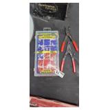TERMINAL KIT AND WIRE PLIERS