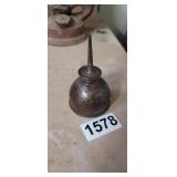 VINTAGE OIL CAN