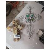 2 CROSSES