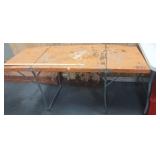 FOLD UP METAL TABLE 5 1/2
