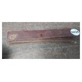 VINTAGE STRAIGHT RAZOR WITH CASE