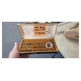 JEWELRY BOX WITH JEWELRY