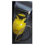 GARDEN SPRAYER