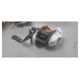 ABU GARCIA SILVER MAX BAITCASTING REEL