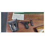 DA SEMI-AUTO 9X18 MARKAROV MODEL CZ-82, HOLSTER CI