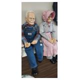 MA & PA DOLLS ON A BENCH