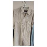 SHORT SLEEVE WESTERN SHIRT, SIZE LARGE