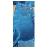 WRANGLER JEANS, SIZE 44 X 32
