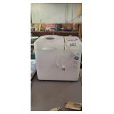 WEST BEND BREAD MAKER