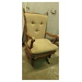 WOODEN GLIDER