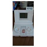 VINTAGE HANDHELD ADVANCED GAME PLAYER SYSTEM
