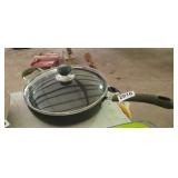 T-FAL SKILLET WITH LID