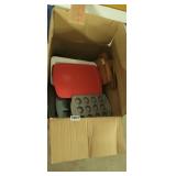 BOX OF BAKING PANS