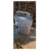 RUBBERMAID 6G WATER JUG