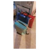 2 FLOATION DEVICES AND COOLER