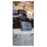 LOT OF SHORTS SIZE 36-40