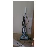 BISSELL CROSSWAVE VACUUM