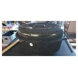 GRANITE OVAL ROASTER WITH LID
