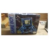 NINTENDO GAME BOY WITH TETRIS GAME