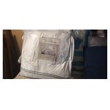 BELLA RUSSO FULL/QUEEN COMFORTER AIRSEALED, NEW