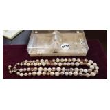 VINTAGE NECKLACE WITH BOX