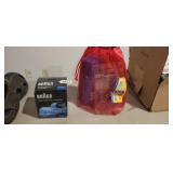 SHOE CLEANING KIT AND BRAUN RAZOR CARTRIDGES