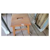 STEP STOOL
