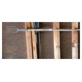 FISHING SPEAR
