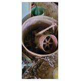 METAL BUCKET WITH SCRAP
